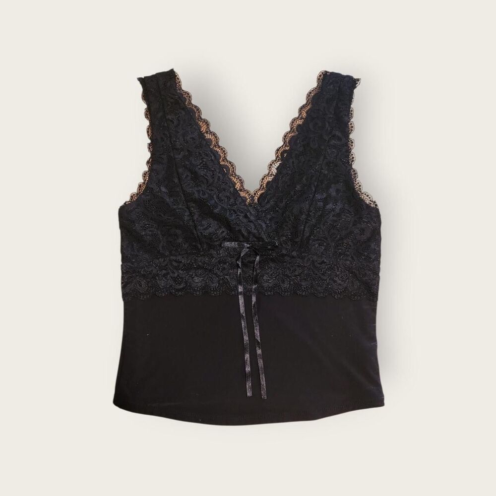 Vintage Y2k early 2000s Moa Moa black lace bodice fitted stretchy cropped tank